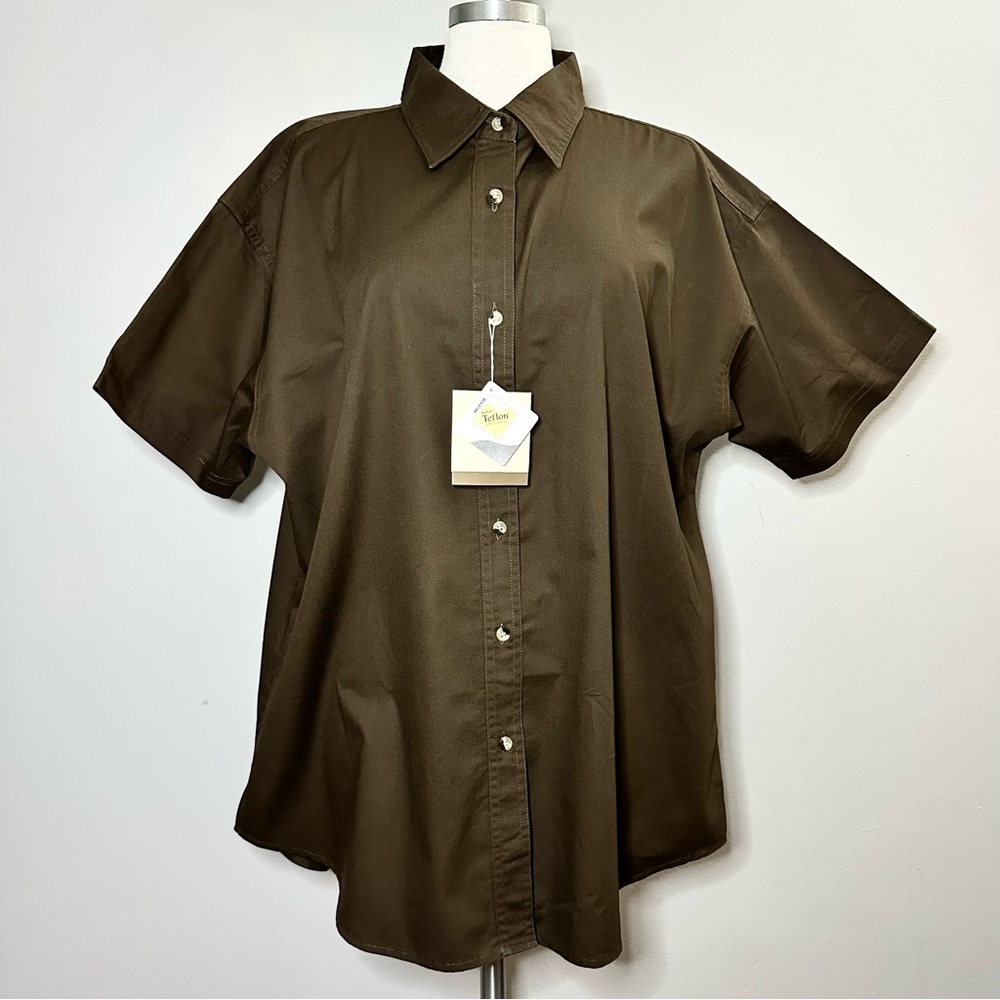Tri-Mountain Women’s DuPont Teflon Short Sleeve Button-Up Shirt